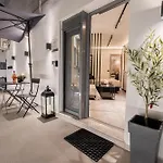 Monte Smith Luxury Apartmán *