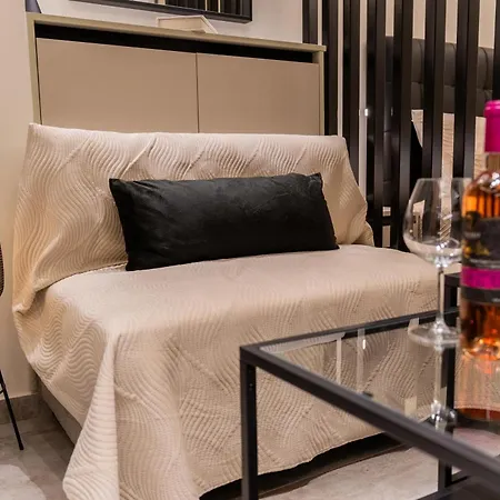 Monte Smith Luxury Apartment *