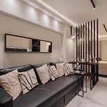 Monte Smith Luxury *