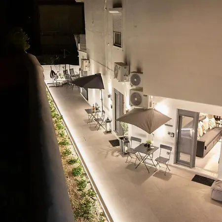 Monte Smith Luxury *